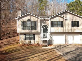 4330 Falcon Crest Dr, Flowery Branch, GA 30542