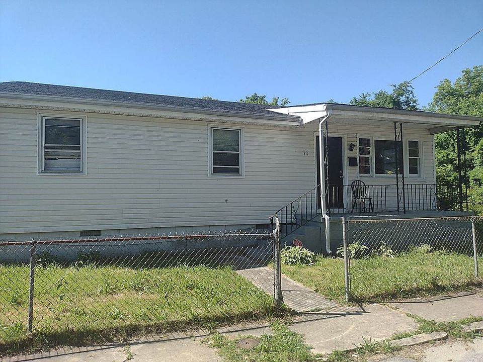 1st image of 330 Mistletoe St