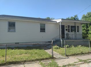330 Mistletoe St, Petersburg, VA 23803