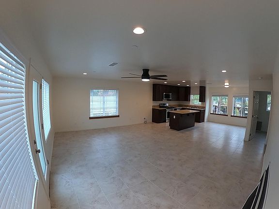 3rd image of 624 S Mollison Ave