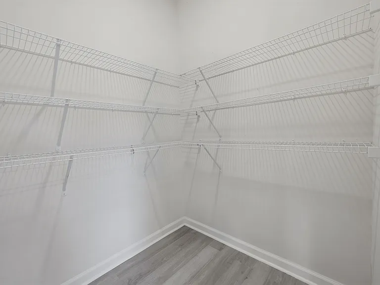582 Walnut Grove Way — Photo 9