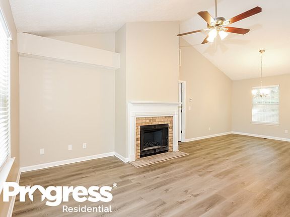 4th image of 2747 Country Creek Way NW