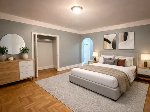 165 Jewett Avenue image 1 of 2