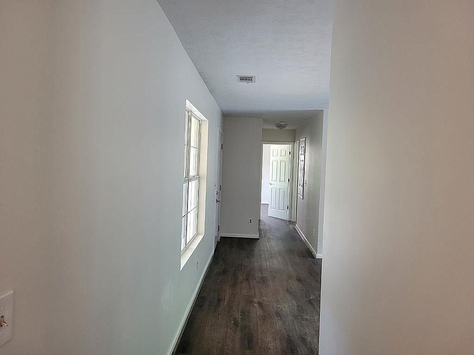 1st image of 147 Forest St