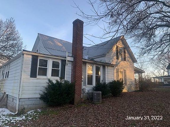 3rd image of 706 Greensburg St