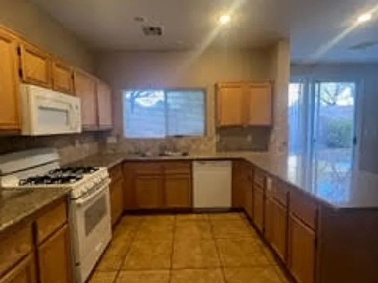 10784 Royal Jasmine Ln — Photo 10
