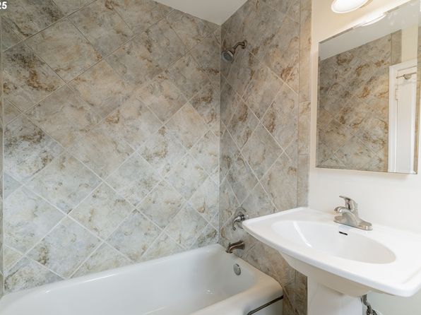 portland-oregon-53861871 picture