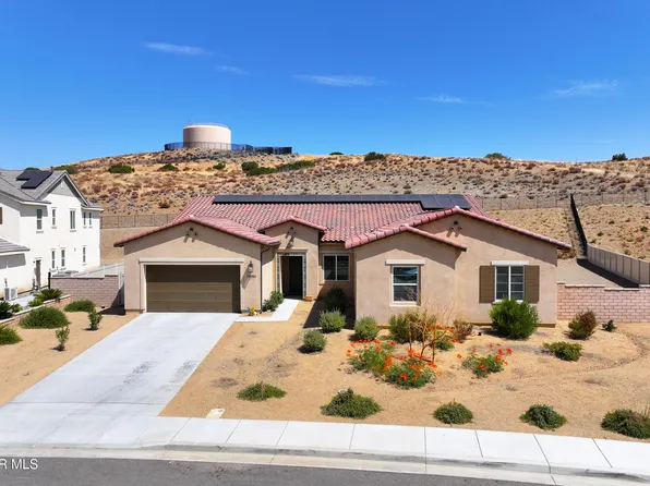 39350 Stallion Dr, Palmdale, CA 93551