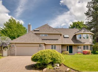 3778 Rivers Edge Dr, Lake Oswego, OR 97034
