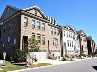 7810 Laurel Crest Dr, Johns Creek, GA 30024