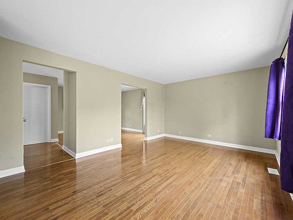 4th image of 2144 Newport Cir