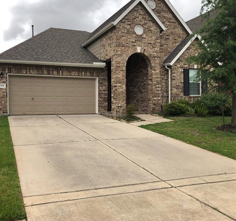 1st image of 3306 Retama Falls Ln