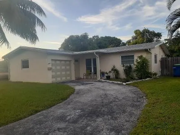 7481 Sunset Strip, Sunrise, FL 33313