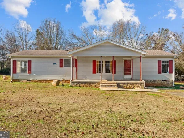 214 Nassau Cir, Chatsworth, GA 30705