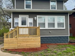 725 Polk St, Gary, IN 46402