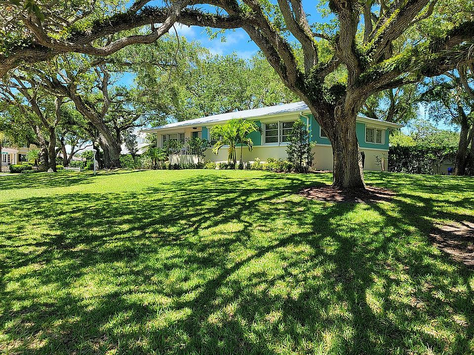 Dappled sun, majestic oaks 