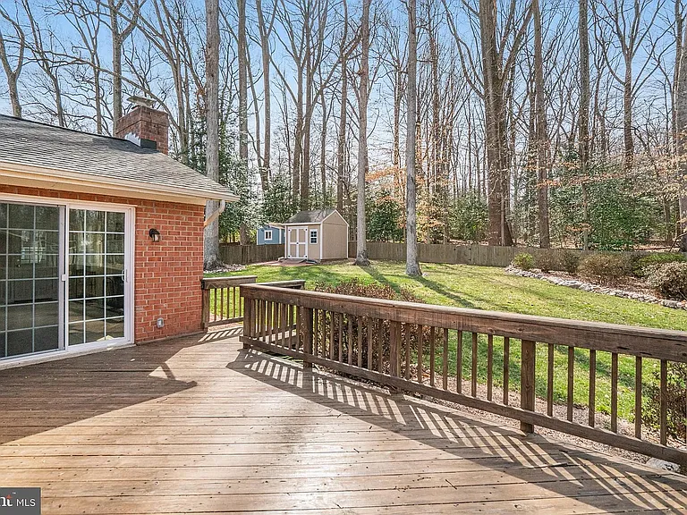 8651 Cromwell Dr — Photo 4