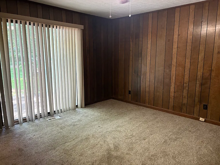 62 Sandhill Shady Grove Rd — Photo 10
