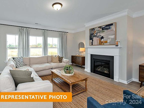 3rd image of 9063 Evercrisp Ln