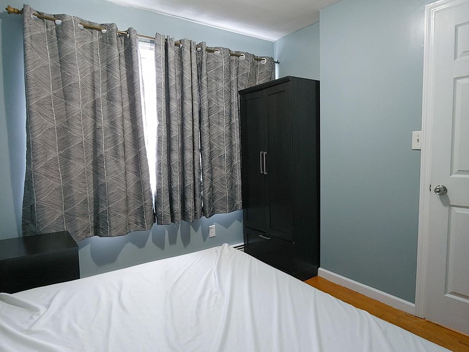 Furnished with bed, wardrobe, nightstand