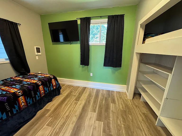 Ashman - 113 S Gardner Rd. — Photo 17