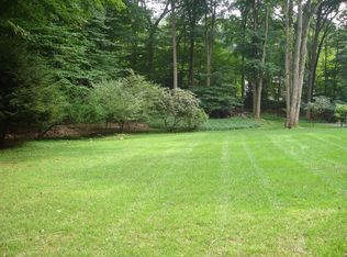 328 Frogtown Rd, New Canaan, CT 06840