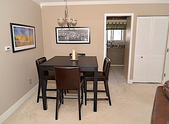 5th image of 3108 Linwood Ave Unit 29