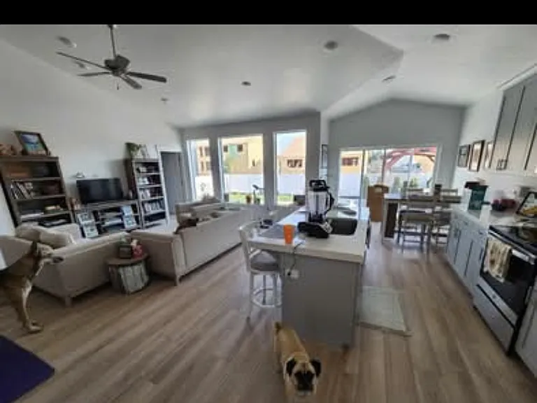 1867 E Meadowlark Dr — Photo 5