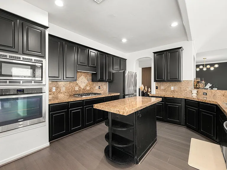 14910 Lake Woodbridge Ct — Photo 18