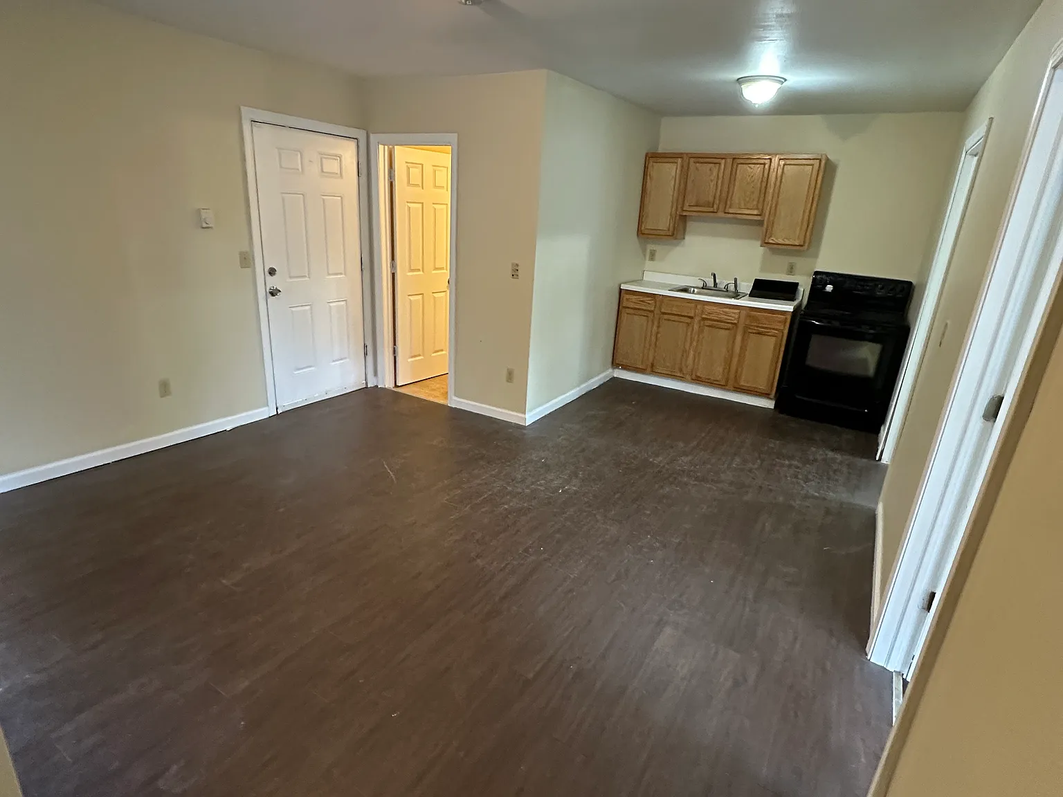 35 Pond St — Photo 3
