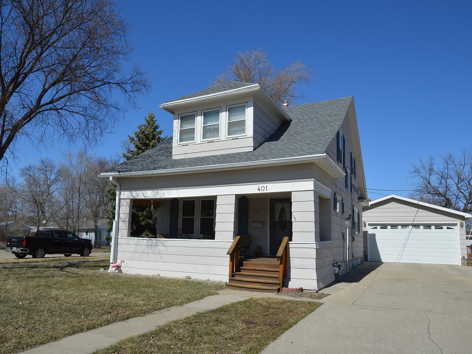 401 8th Ave Ne Aberdeen City Sd 57401 Zillow