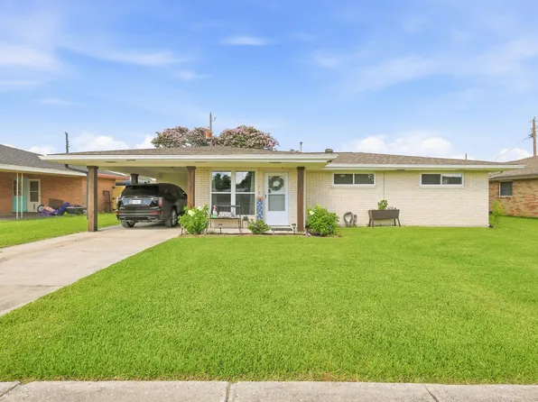 11 J Cir, Houma, LA 70364