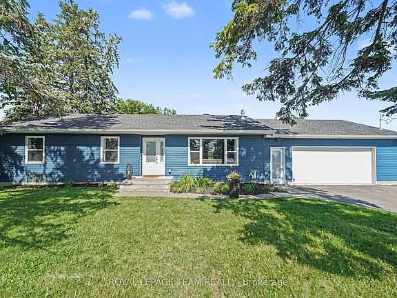 4th image of 2477 Merivale Rd