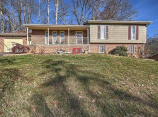 332 Wonderland Dr, Kingsport, TN 37660