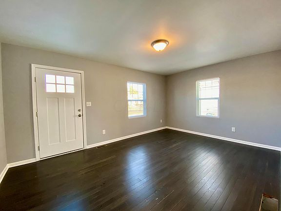 2nd image of 569 E Beechwold Blvd