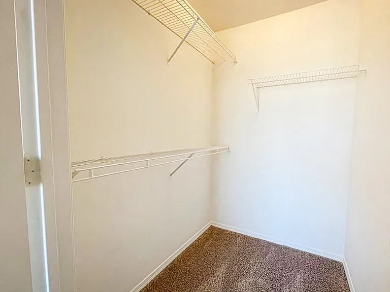 Apache Trace Apartments — Photo 23
