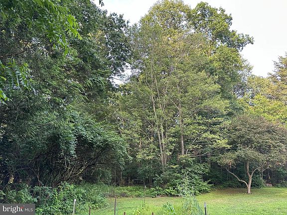 2nd image of Tadpole Rd