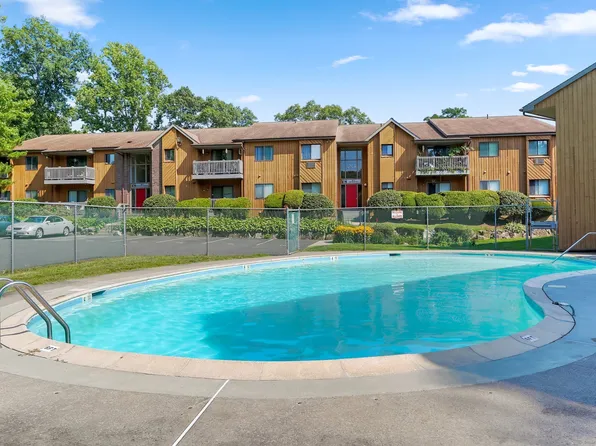 48 Riverview Drive #48, Bridgeport, CT 06606