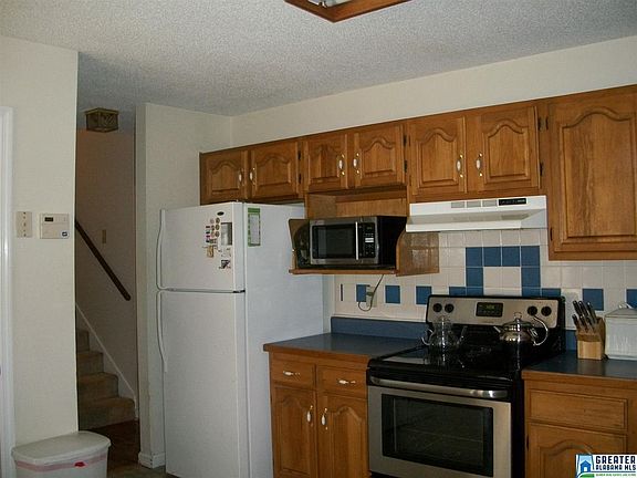 5th image of 250 Mountain Dr