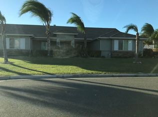 9814 Willowbrook Rd, Riverside, CA 92509