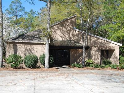 2724 N Oak St, Valdosta, GA, 31602
