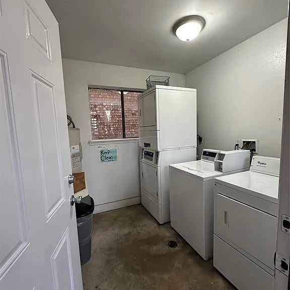 1410 Blalock Rd #3 — Photo 9