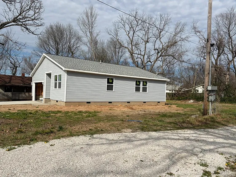 1436 N Ethyl Ave — Photo 1
