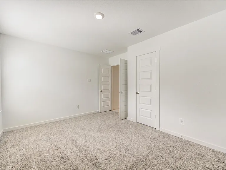 2732 Misty Elm Ln — Photo 18