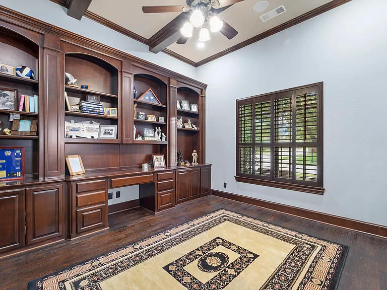1308 Cotulla Dr — Photo 5