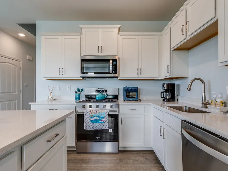 9224 Greenway Trl — Photo 7