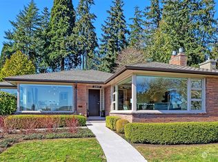 2837 39th Ave W, Seattle, WA 98199