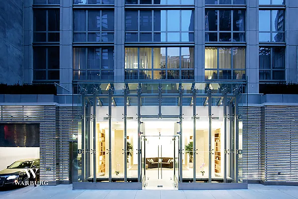 Rented by Warburg | media 56