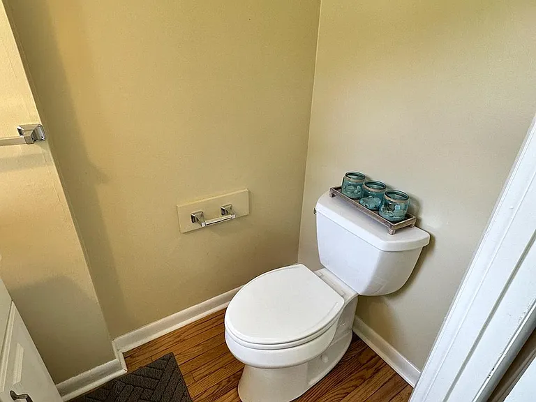 162 Bishops Dr — Photo 20