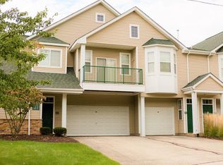 1111 Eagle Pointe Dr, Canonsburg, PA 15317